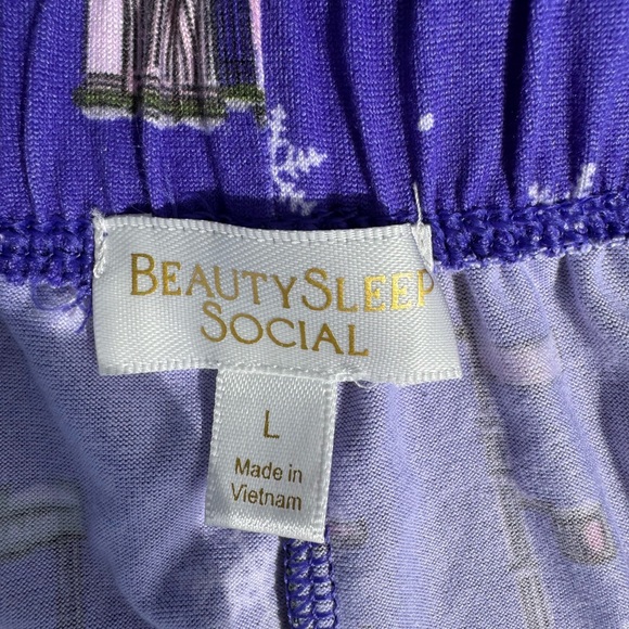 Beauty Sleep Social, NYC Cityscape, Pajama Set, Size Large (Juniors) - Picture 6 of 7